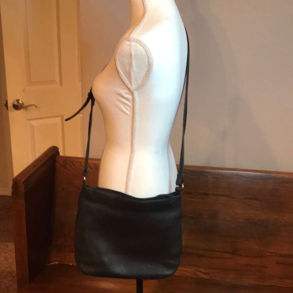 TIGNANELLO LEATHER SHOULDER BAG